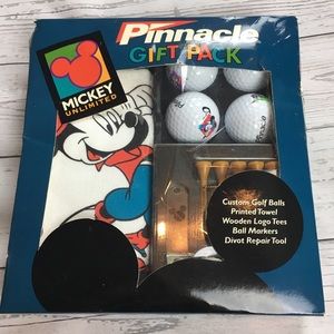 Pinnacle Disney Golf Set